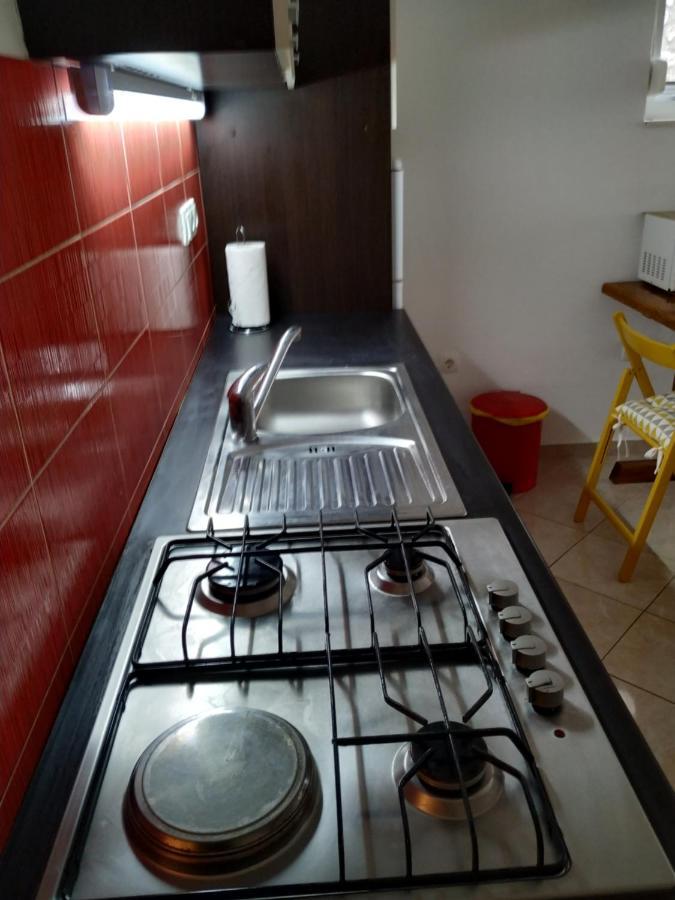 Studio Apartman Violeta II - 50M From The Beach Trogir Exterior foto
