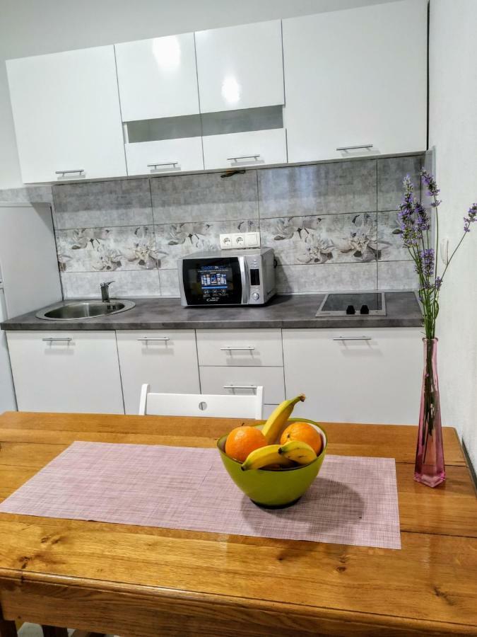Studio Apartman Violeta II - 50M From The Beach Trogir Exterior foto